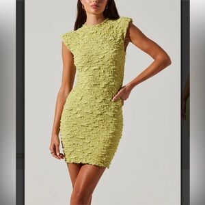 ASTR THE LABEL ANNIKA CRINKLED POPCORN MINI DRESS